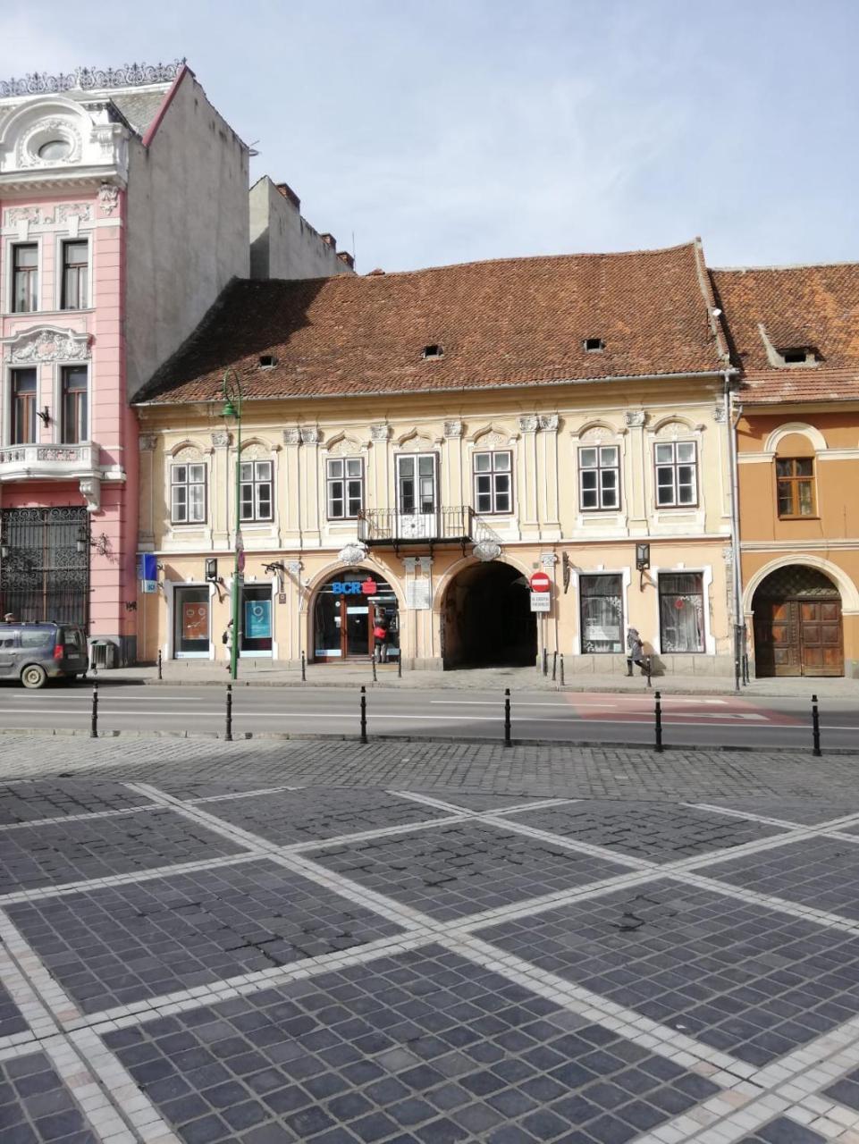 Leyla Hostel Braşov Esterno foto