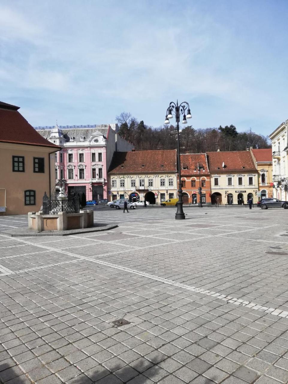 Leyla Hostel Braşov Esterno foto