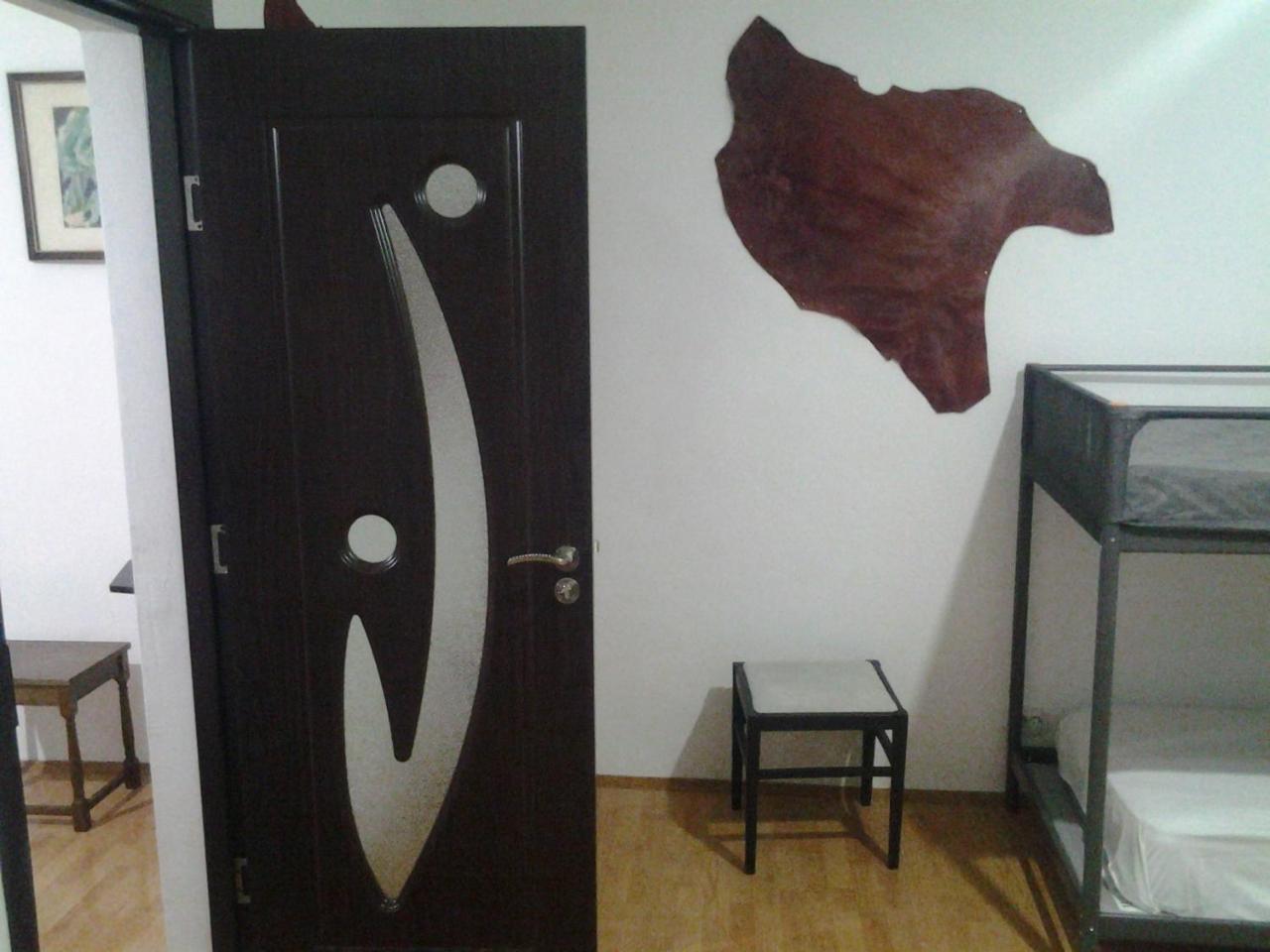 Leyla Hostel Braşov Esterno foto
