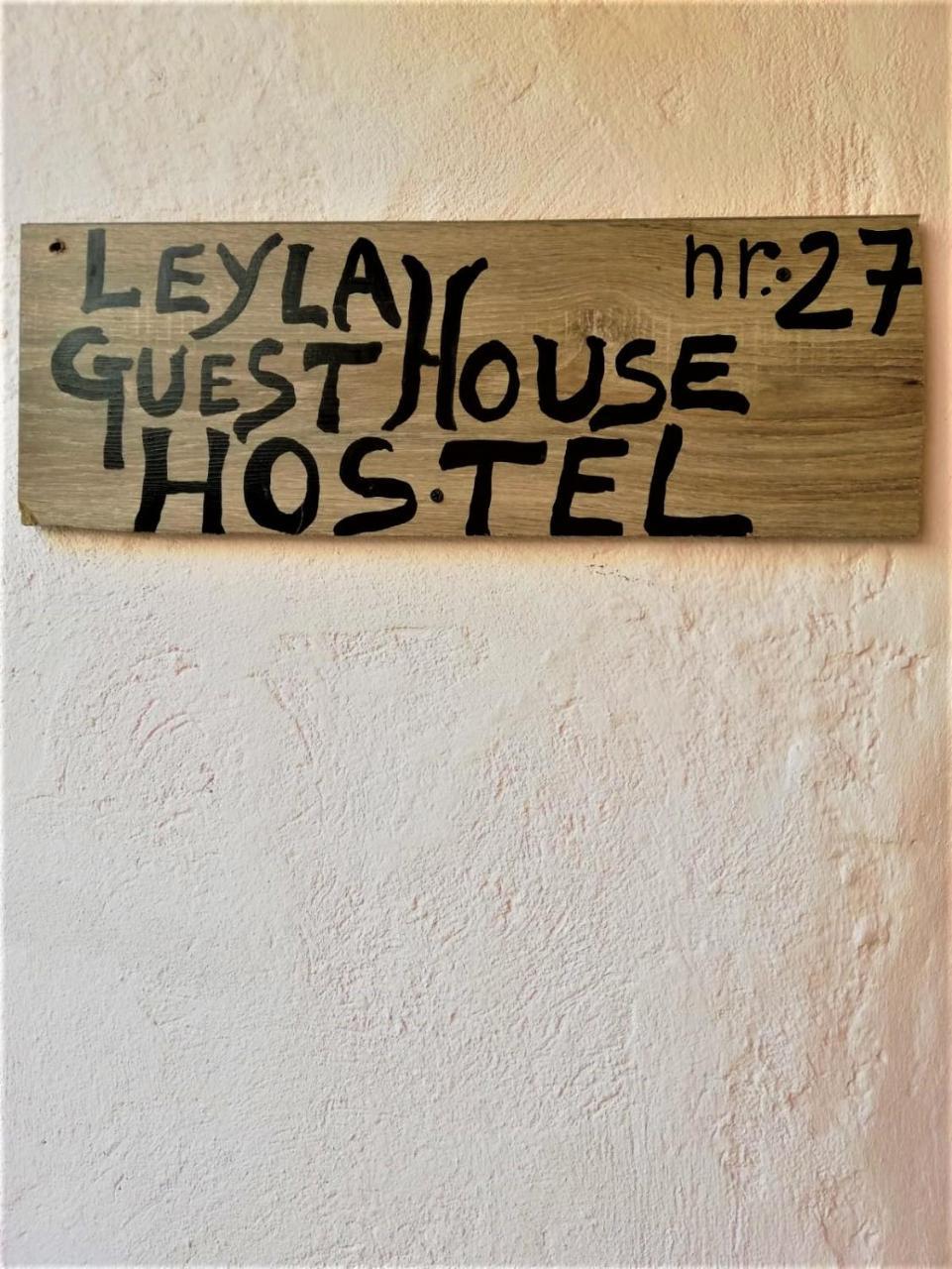 Leyla Hostel Braşov Esterno foto