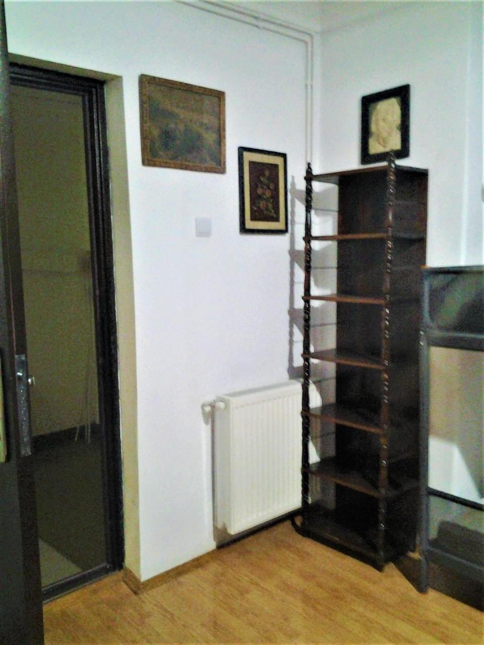 Leyla Hostel Braşov Esterno foto
